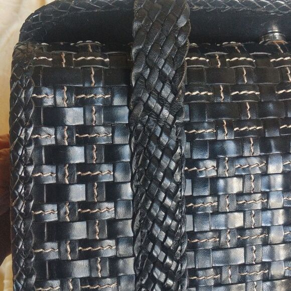 Vintage 90s Black Woven Leather Handbag - Picture 9 of 16